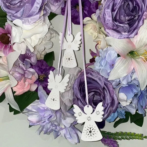 Handmade Spring/Summer  Wreath - Picture 4 of 4